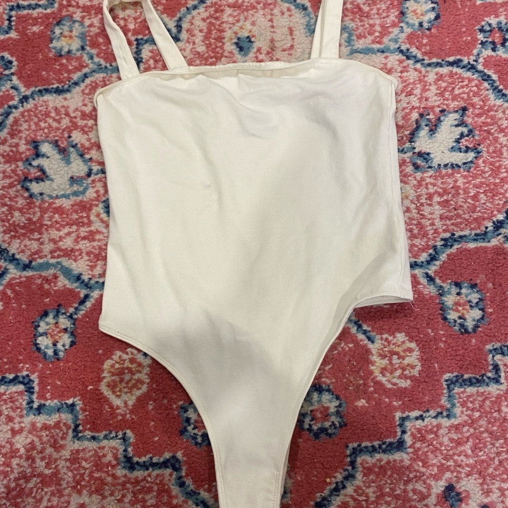 Urban outfitters white/cream body suit size small